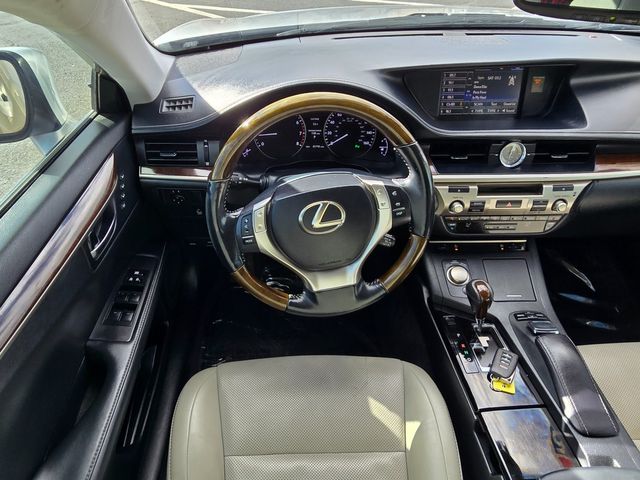 2015 Lexus ES 350 Base