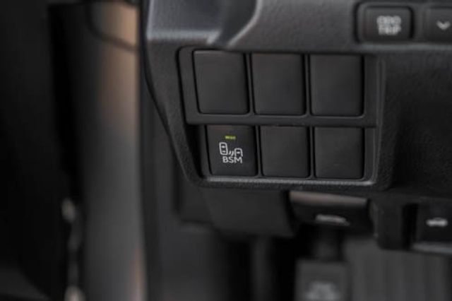 2015 Lexus IS 250 Premium Pk Nav Moonroof Heated/Cooled Seats HD BT 2015 Lexus IS 250 Premium Pk Nav Moonroof Heated/Cooled Seats HD BT