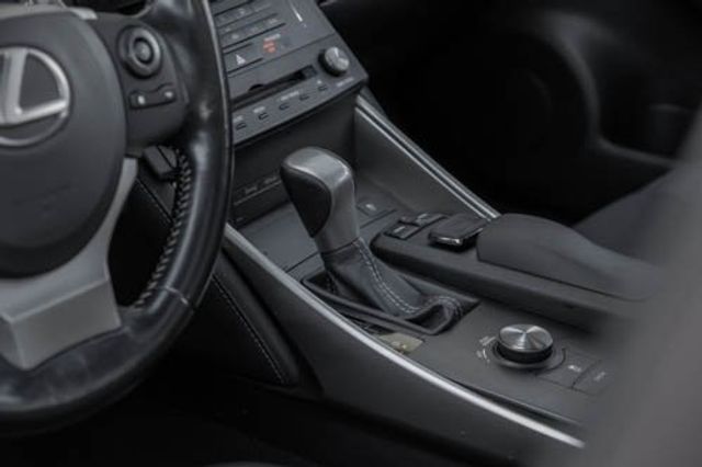 2015 Lexus IS 250 Premium Pk Nav Moonroof Heated/Cooled Seats HD BT 2015 Lexus IS 250 Premium Pk Nav Moonroof Heated/Cooled Seats HD BT