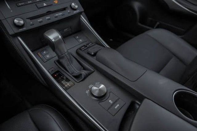 2015 Lexus IS 250 Premium Pk Nav Moonroof Heated/Cooled Seats HD BT 2015 Lexus IS 250 Premium Pk Nav Moonroof Heated/Cooled Seats HD BT