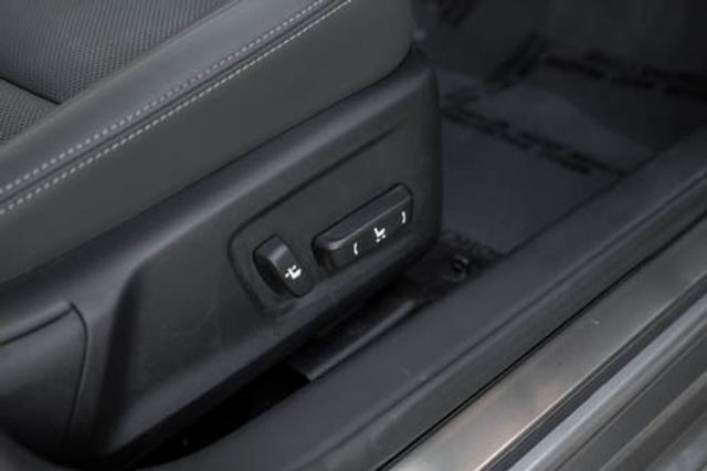 2015 Lexus IS 250 Premium Pk Nav Moonroof Heated/Cooled Seats HD BT 2015 Lexus IS 250 Premium Pk Nav Moonroof Heated/Cooled Seats HD BT