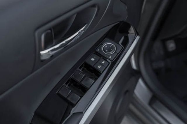 2015 Lexus IS 250 Premium Pk Nav Moonroof Heated/Cooled Seats HD BT 2015 Lexus IS 250 Premium Pk Nav Moonroof Heated/Cooled Seats HD BT