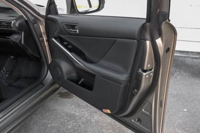 2015 Lexus IS 250 Premium Pk Nav Moonroof Heated/Cooled Seats HD BT 2015 Lexus IS 250 Premium Pk Nav Moonroof Heated/Cooled Seats HD BT