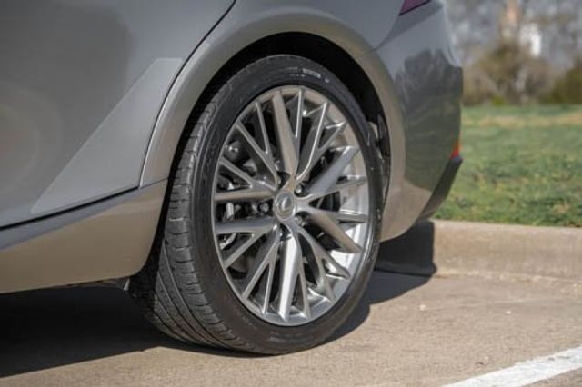 2015 Lexus IS 250 Premium Pk Nav Moonroof Heated/Cooled Seats HD BT 2015 Lexus IS 250 Premium Pk Nav Moonroof Heated/Cooled Seats HD BT