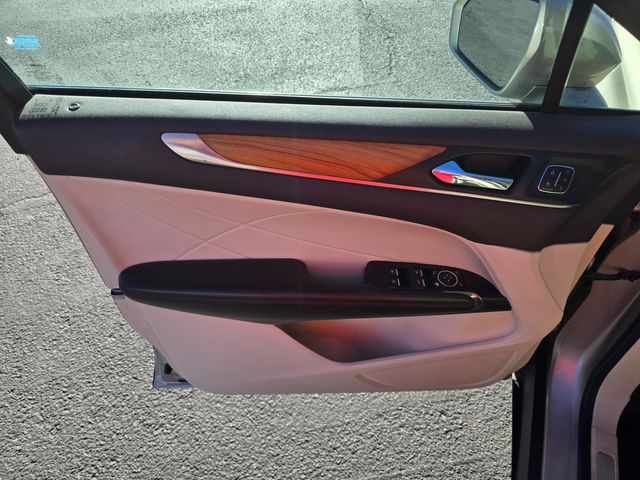 2015 Lincoln MKC Base