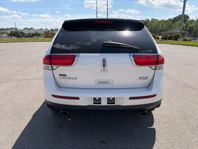 2015 Lincoln MKX Base