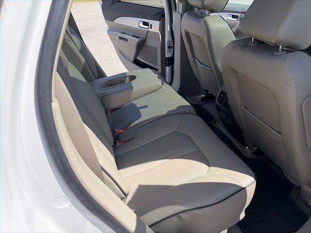 2015 Lincoln MKX Base