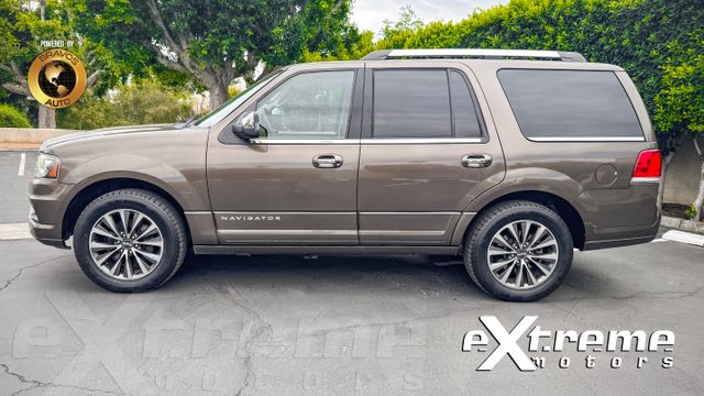 2015 Lincoln Navigator Base