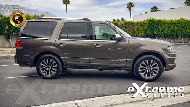 2015 Lincoln Navigator Base