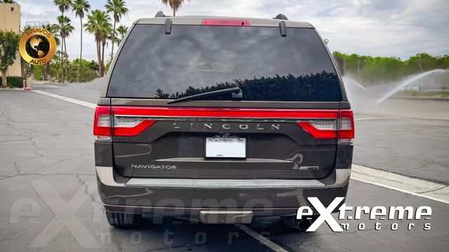 2015 Lincoln Navigator Base