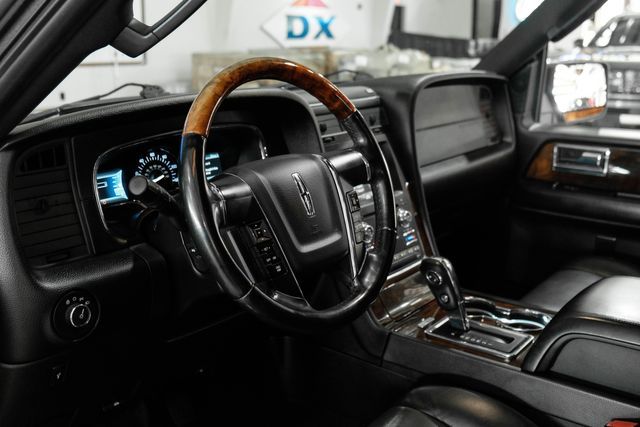 2015 Lincoln Navigator  | New York, NY | Spincar Demo Account