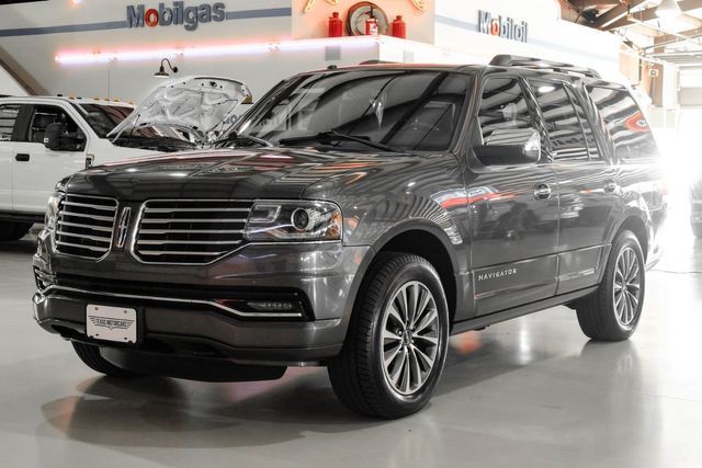 2015 Lincoln Navigator  | New York, NY | Spincar Demo Account