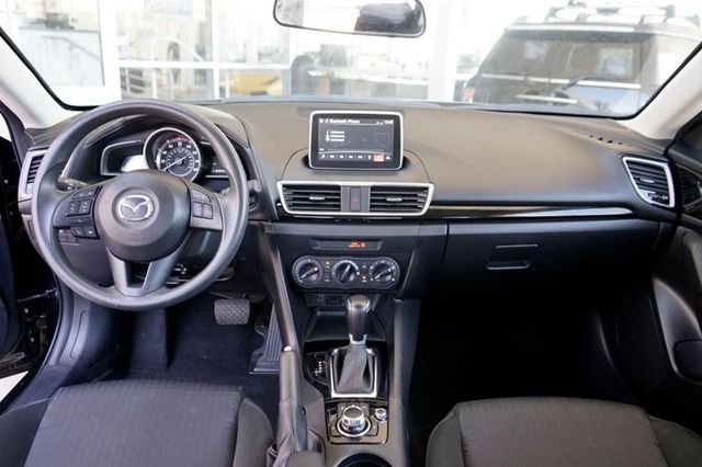 2015 Mazda Mazda3 i Sport