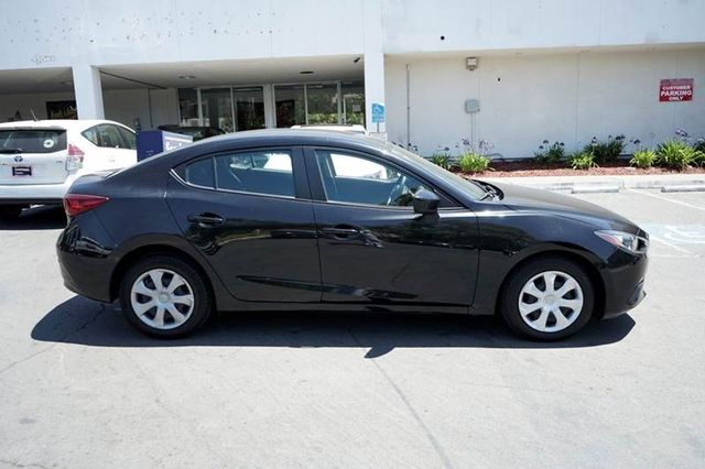 2015 Mazda Mazda3 i Sport