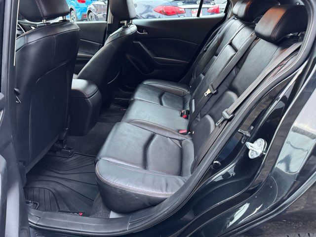 2015 Mazda 3 i Grand Touring