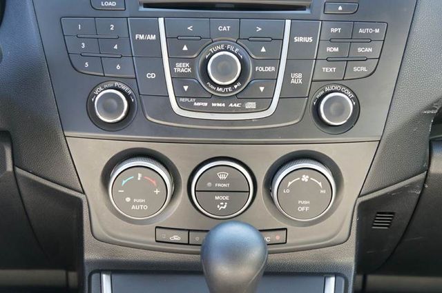 2015 Mazda Mazda5 Sport