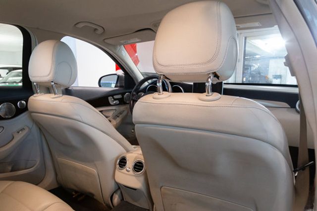 2015 Mercedes-Benz C-300  Luxury