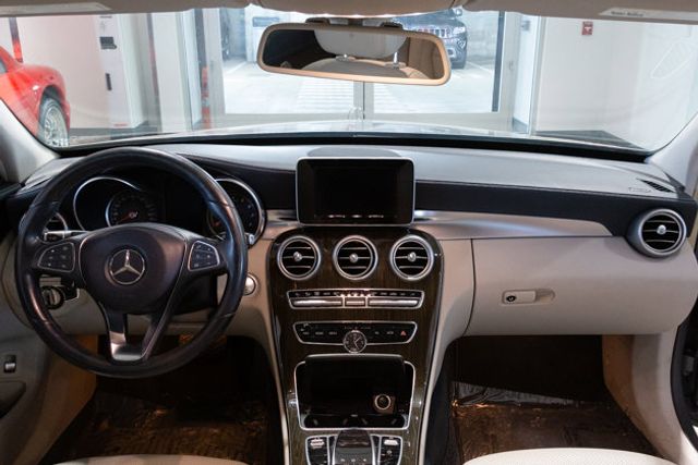 2015 Mercedes-Benz C-300  Luxury