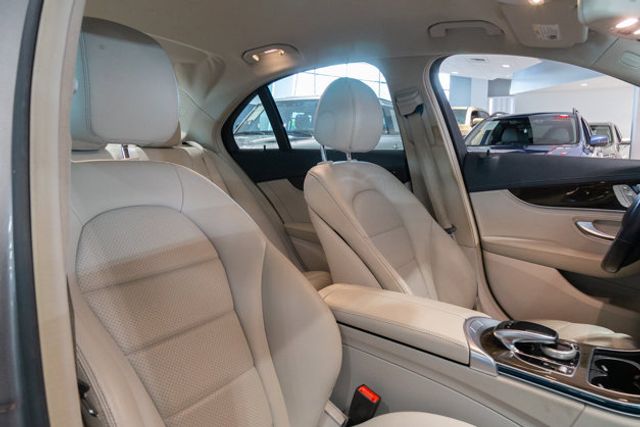 2015 Mercedes-Benz C-300  Luxury