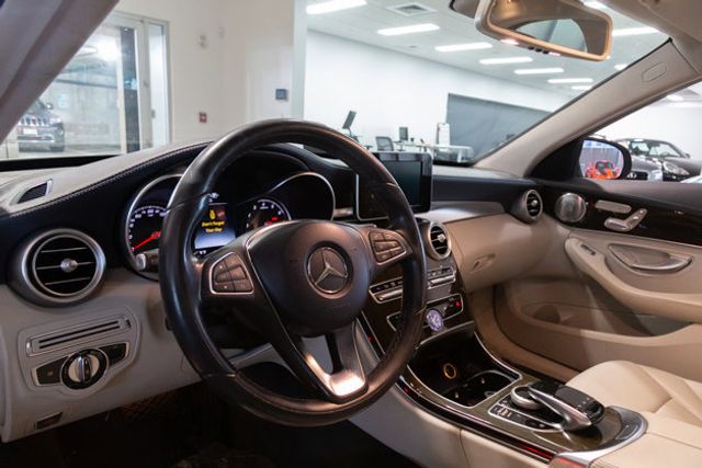 2015 Mercedes-Benz C-300  Luxury