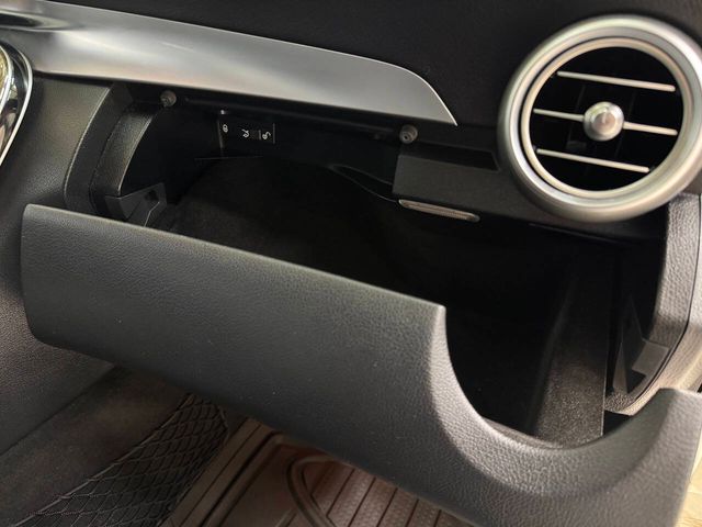 2015 Mercedes-Benz C-Class C 300 | Houston, TX | Houston Auto Credit 2015 Mercedes-Benz C-Class C 300 | Houston, TX | Houston Auto Credit