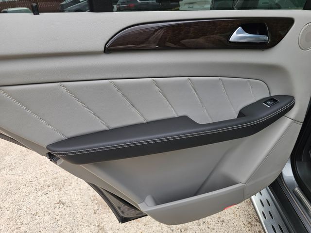 2015 Mercedes-Benz GL-Class GL 450 4MATIC | Brownsville TX | English Motors 2015 Mercedes-Benz GL-Class GL 450 4MATIC | Brownsville TX | English Motors