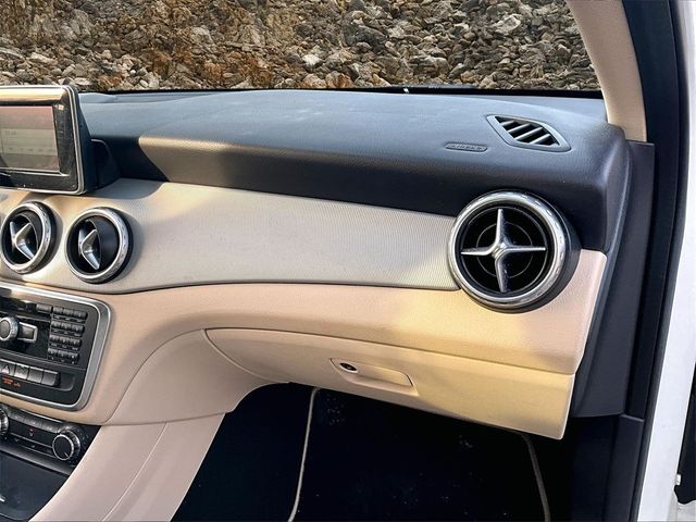 2015 Mercedes-Benz GLA 250