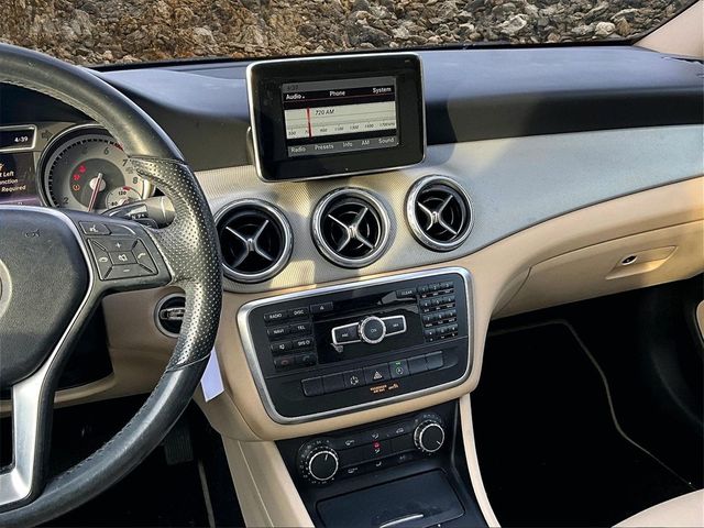 2015 Mercedes-Benz GLA 250