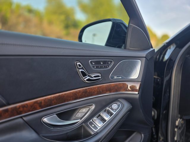 2015 Mercedes-Benz S-Class S 550