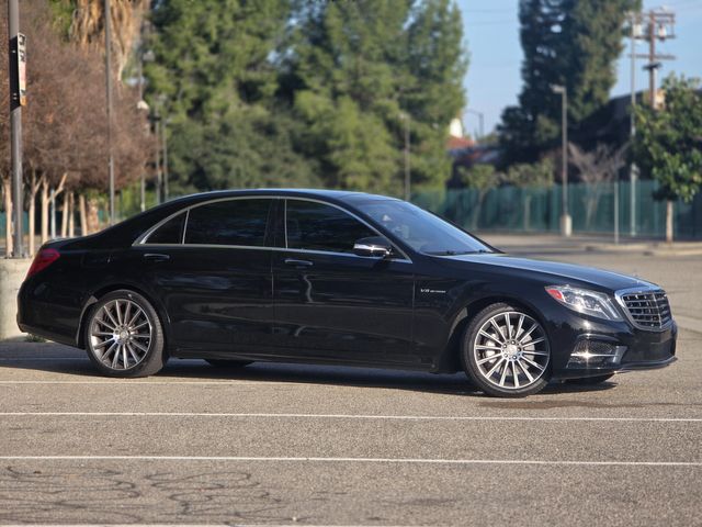 2015 Mercedes-Benz S-Class S 550 2015 Mercedes-Benz S-Class S 550