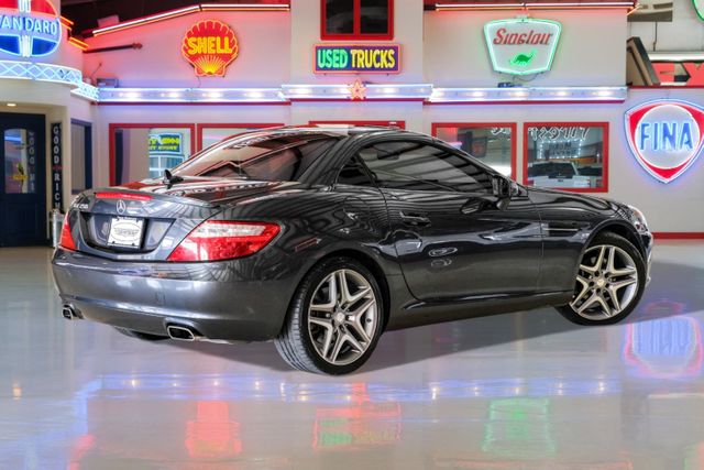 2015 Mercedes-Benz SLK 250 | Addison, TX | Mr Car Guys 2015 Mercedes-Benz SLK 250 | Addison, TX | Mr Car Guys