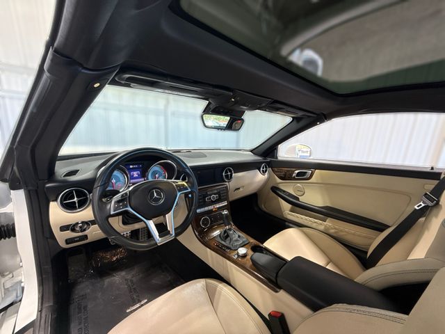 2015 Mercedes-Benz SLK 250 2015 Mercedes-Benz SLK 250