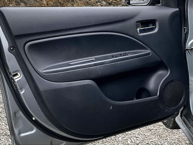 2015 Mitsubishi Mirage ES