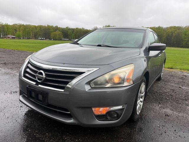 2015 Nissan Altima 2.5 S | Ravenna, Ohio | Good Used Cars, Inc. 