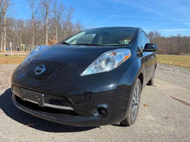 2015 Nissan LEAF SV | Ravenna, Ohio | Good Used Cars, Inc. 
