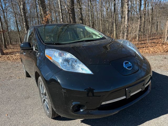 2015 Nissan LEAF SV