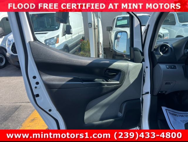 2015 Nissan NV200 Compact Cargo | Fort Myers, FL | Mint Motors 2015 Nissan NV200 Compact Cargo | Fort Myers, FL | Mint Motors