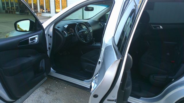 2015 Nissan Pathfinder S | Conroe, TX | GNC Motors 2015 Nissan Pathfinder S | Conroe, TX | GNC Motors