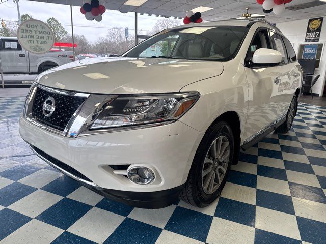 2015 Nissan Pathfinder SL | Rome, GA | Knight's Car Store 2015 Nissan Pathfinder SL | Rome, GA | Knight's Car Store