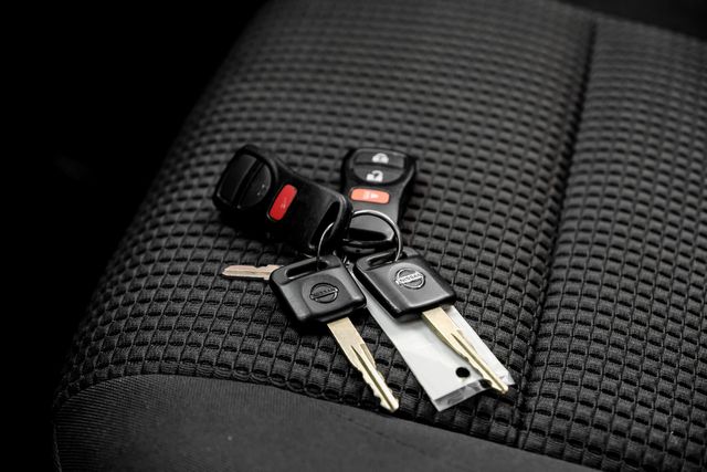 2015 Nissan Titan SV 2-Owners PerfectCarfax ValuePkg Nav | Dallas, TX | Stevens Motor Company LLC