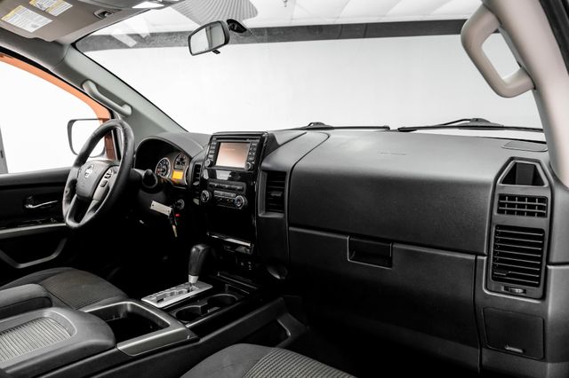 2015 Nissan Titan SV 2-Owners PerfectCarfax ValuePkg Nav | Dallas, TX | Stevens Motor Company LLC