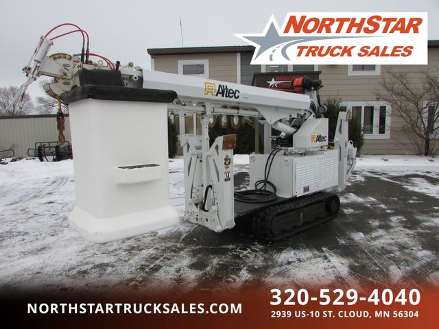 2015 Altec DB 37 Remote Controlled Derrick Digger  | St Cloud MN | NorthStar Truck Sales