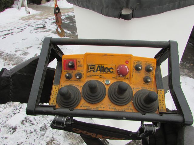 2015 Altec DB 37 Remote Controlled Derrick Digger  | St Cloud MN | NorthStar Truck Sales