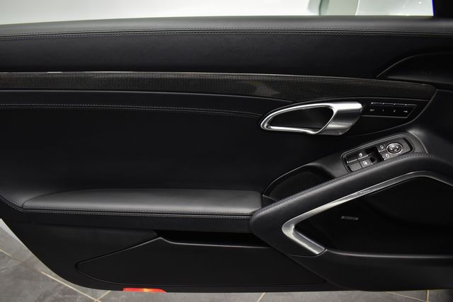 2015 Porsche 911 Carrera GTS