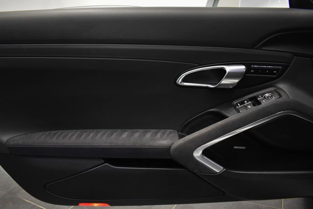 2015 Porsche 911 Carrera 4 GTS 2015 Porsche 911 Carrera 4 GTS