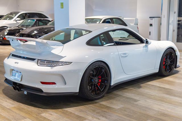 2015 Porsche 911 at Autosource, photo 5