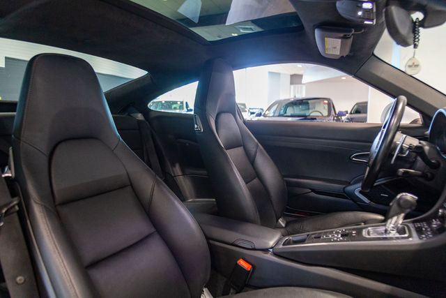 2015 Porsche 911 Carrera