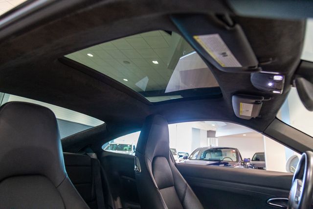 2015 Porsche 911 Carrera