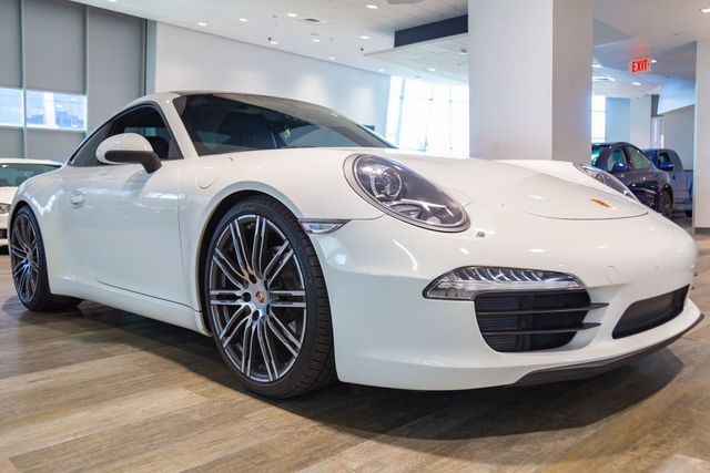 2015 Porsche 911 Carrera