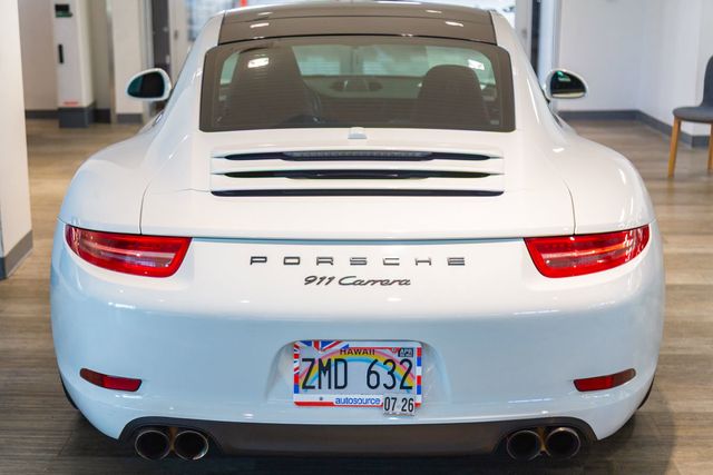 2015 Porsche 911 Carrera